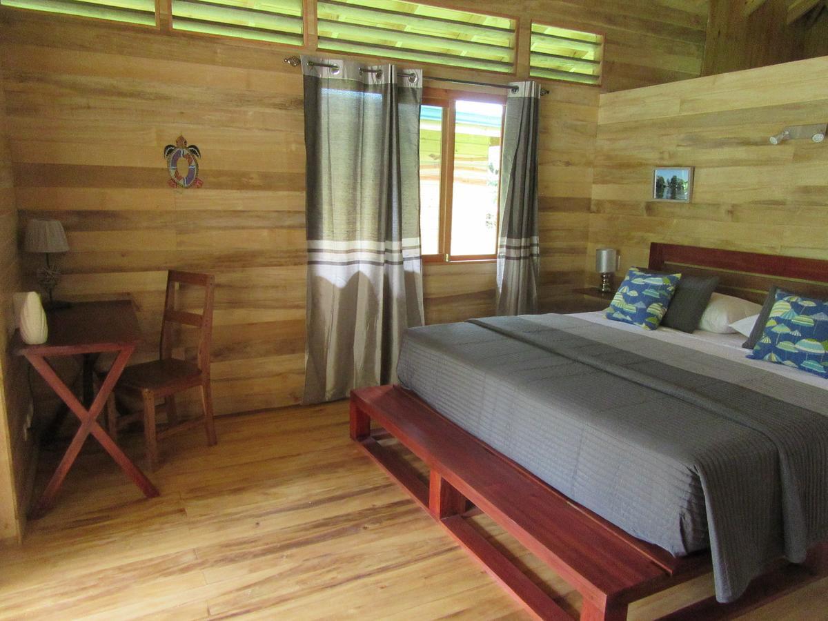 Natura Lodges Ojochal Exteriör bild